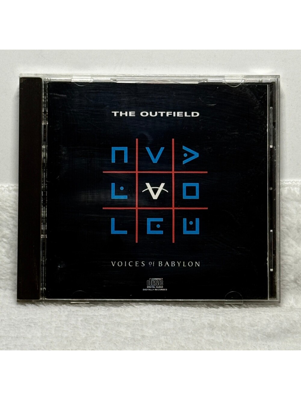 The Outfield Voices of Babylon CD 1989 Columbia CK 44449 Classic Rock Album
